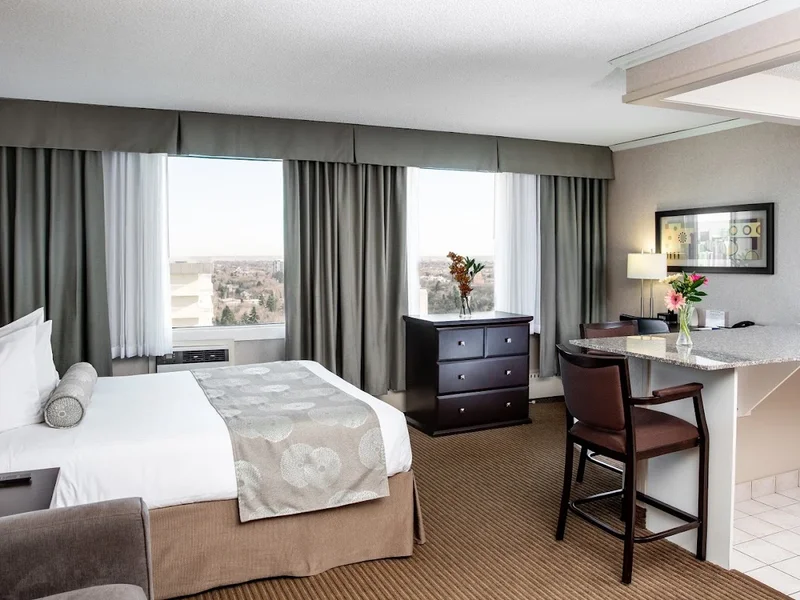 Campus Tower Suite Hotel