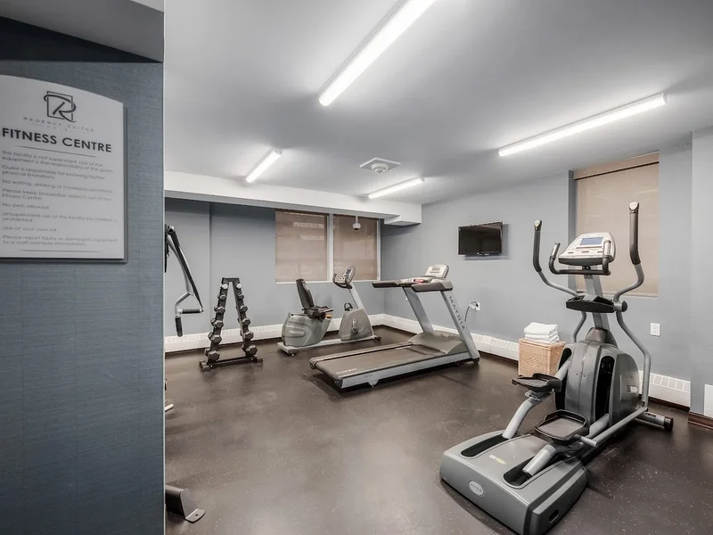 Coast Calgary Downtown Hotel & Suites by APA