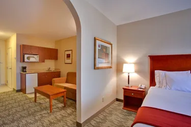 Best of 30 hotel with free parking in Edmonton