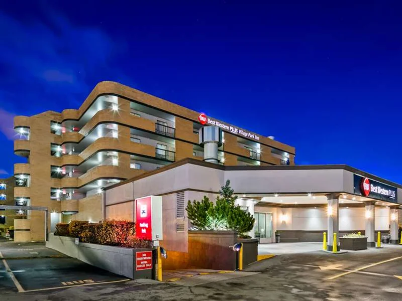 Best Western Plus Village Park Inn