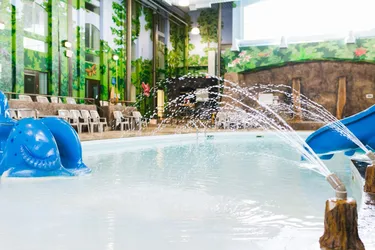 Best of 28 hotels with pools in Winnipeg