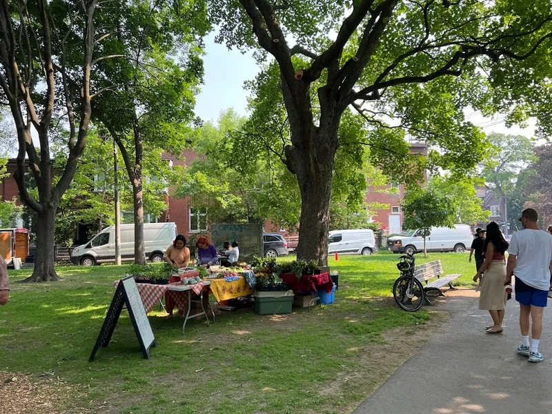 Trinity Bellwoods Farmers' Market