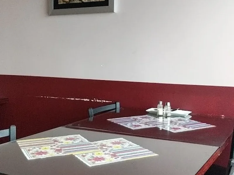 The Punjab Parantha Hut