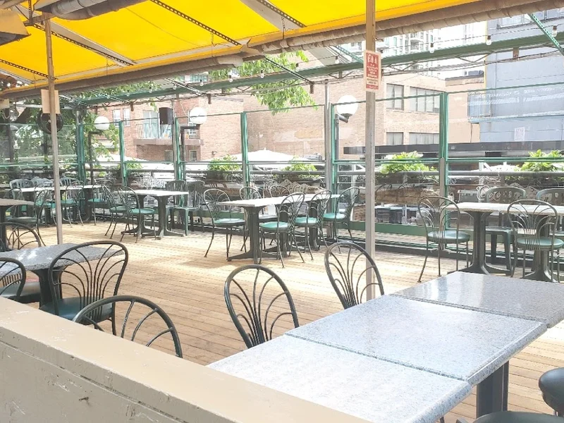 Hemingway's Restaurant and Bar