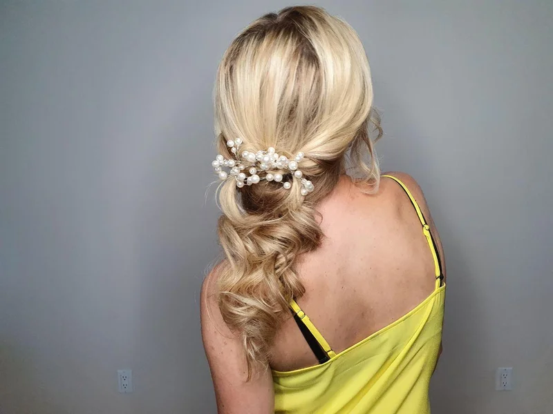 Feana - Hair Stylist & MakeUp Artist