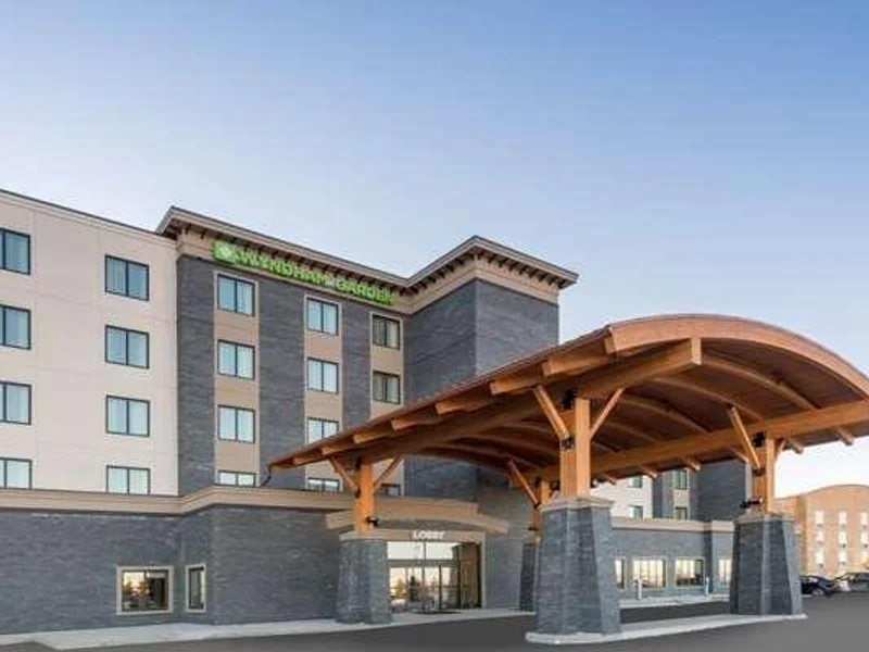 Hotel 11