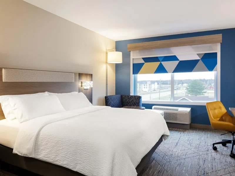 Holiday Inn Express Toronto-North York, an IHG Hotel