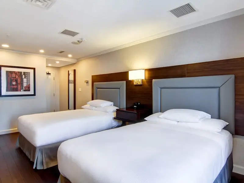 DoubleTree by Hilton Hotel Toronto Downtown