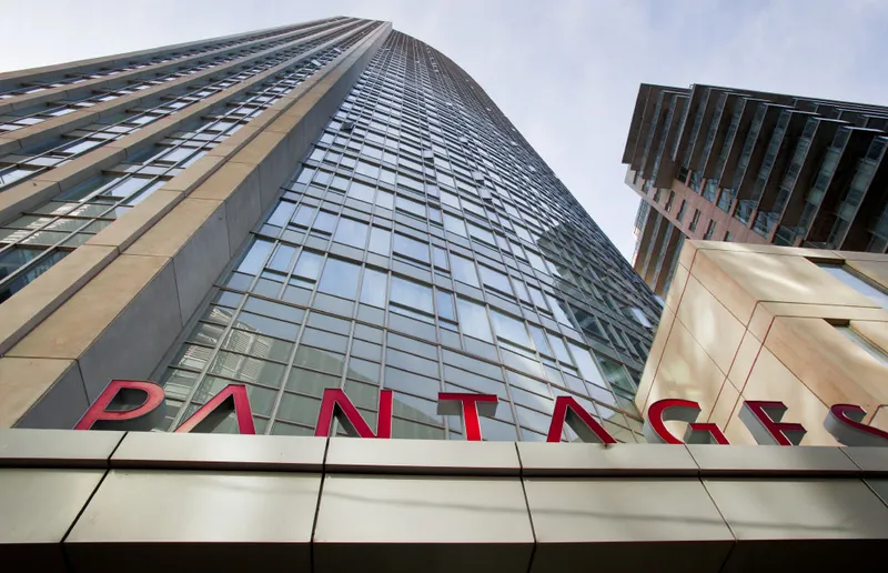 Pantages Hotel Downtown Toronto