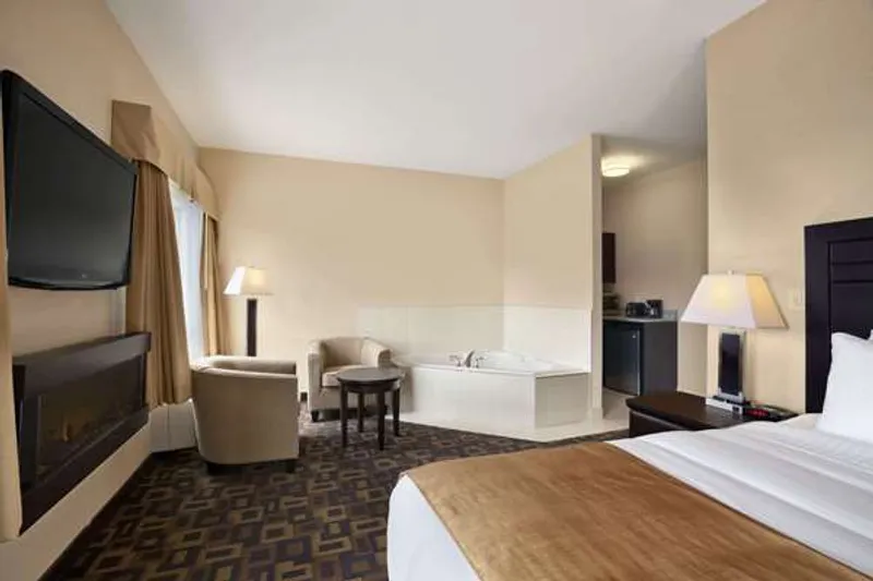 Days Inn & Suites by Wyndham Winnipeg Airport Manitoba