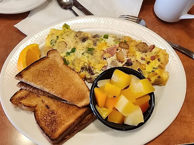 Rosslyn Inn and Suites