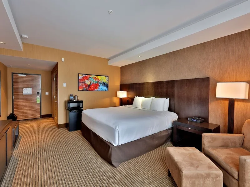 Radisson Hotel & Convention Center Edmonton