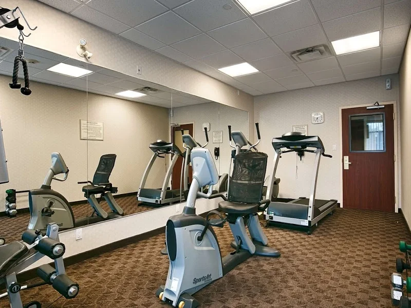 Best Western Plus Travel Hotel Toronto Airport