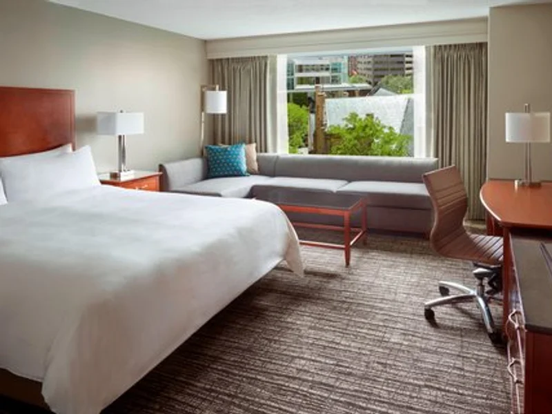 Marriott Downtown at CF Toronto Eaton Centre