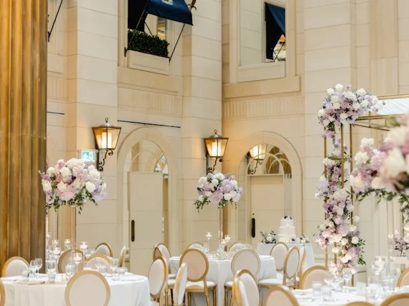Windsor Arms Hotel