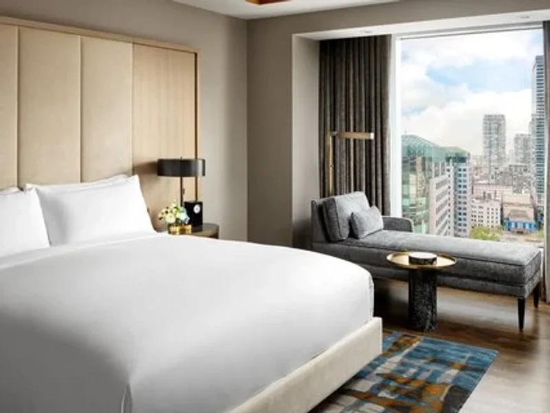 The Ritz-Carlton, Toronto