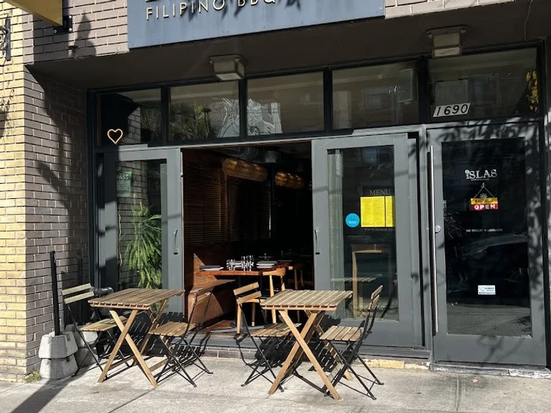 iSLAS FILIPINO BBQ & BAR