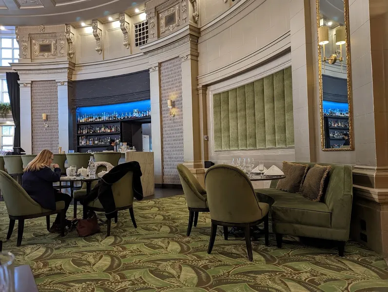 Oval Room Brasserie