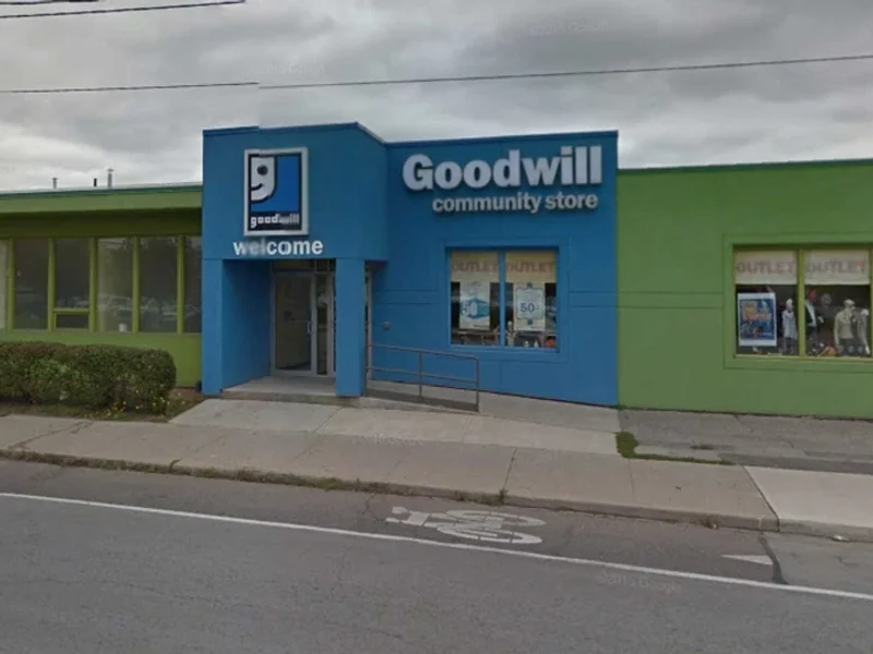 Calgary Bow Trail Goodwill Donation Centre