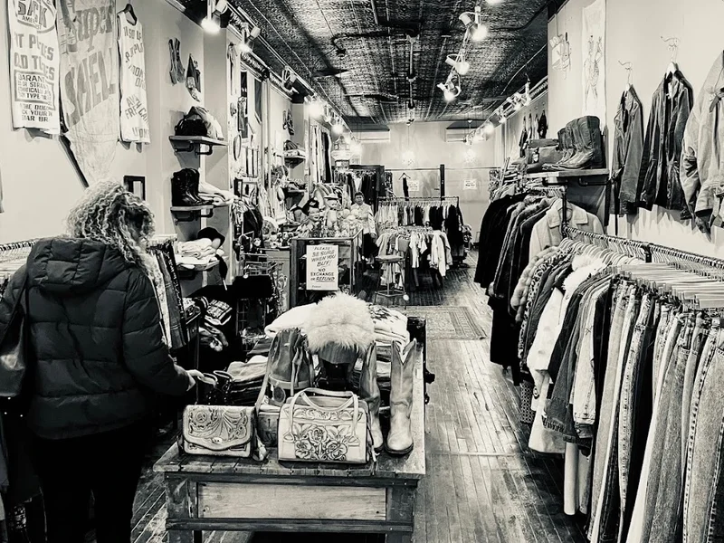 Mama Loves You Vintage
