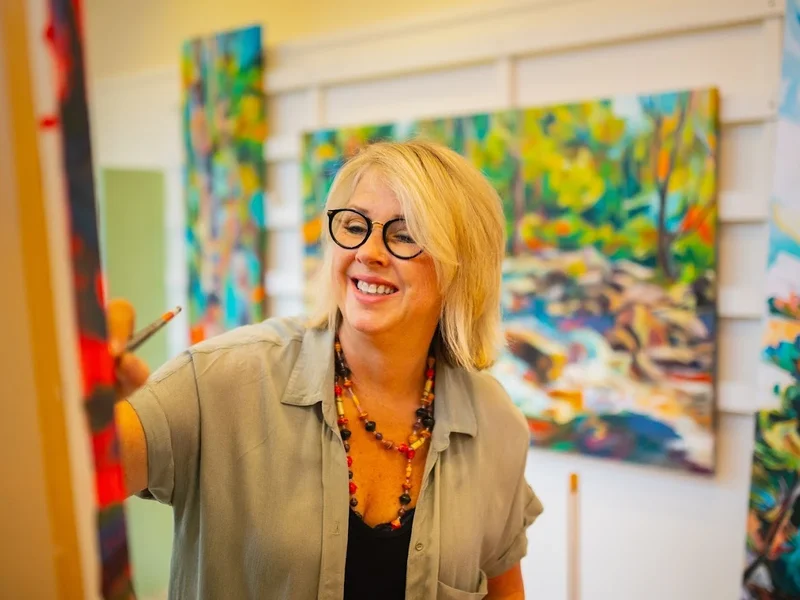 Julia Veenstra, Crown and Press Gallery