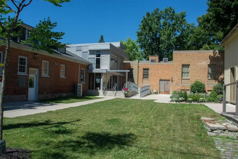 Dundas Museum & Archives