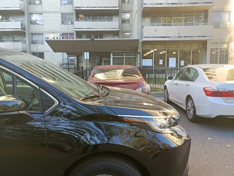 65 Thorncliffe Park Dr