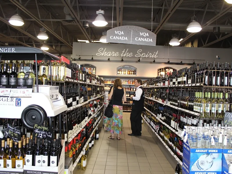 Crowfoot Wine & Spirits