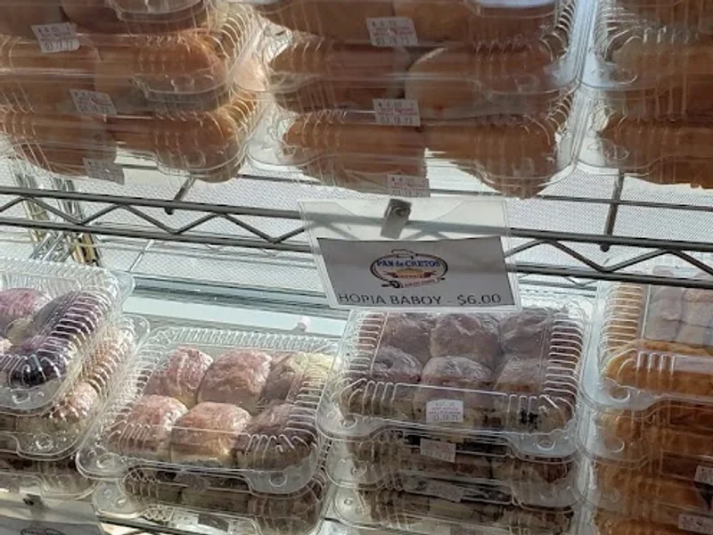 Pan De Cretos Bakery