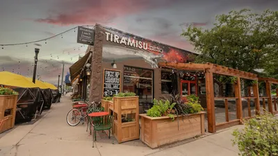 Best of 16 restaurants with outdoor seating in Westmount Edmonton