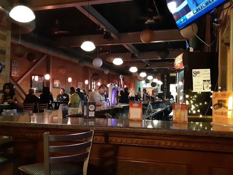 Eastwood's Grill and Lounge