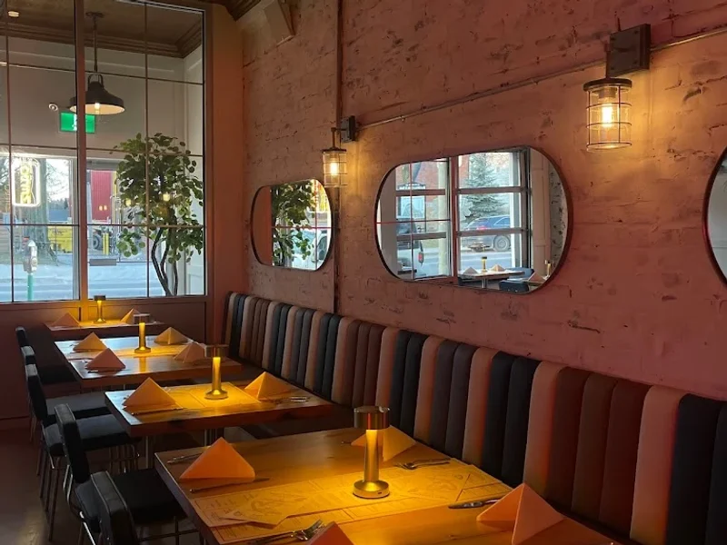 Nauti V's Oyster Bar