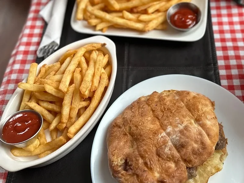 Jasna's European Meat & Deli