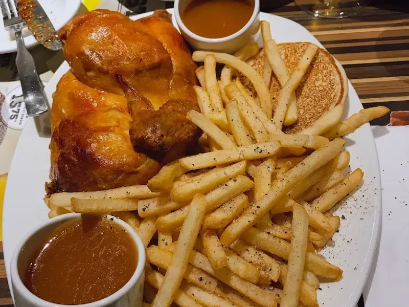 Restaurant et bar St-Hubert