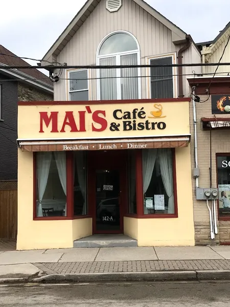 Mai's Café & Bistro