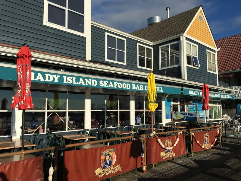 Shady Island Seafood Bar & Grill