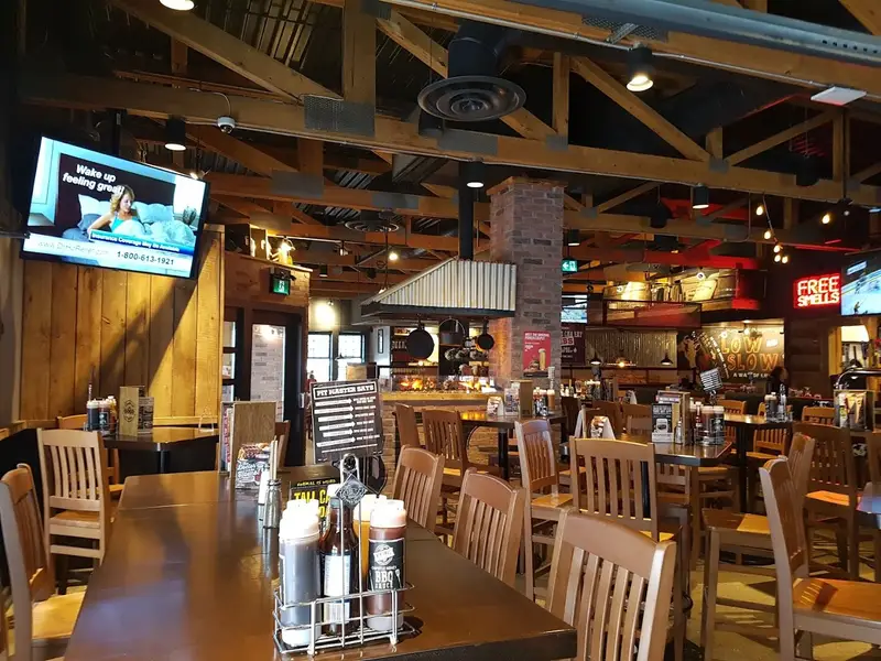 Montana’s BBQ & Bar