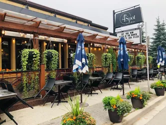 Best of 11 restaurants with outdoor seating in Collingwood Calgary