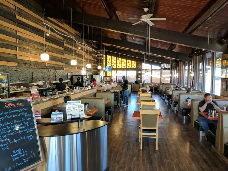 Jay Bee's Beverly