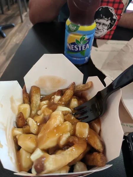 Smoke's Poutinerie Brampton