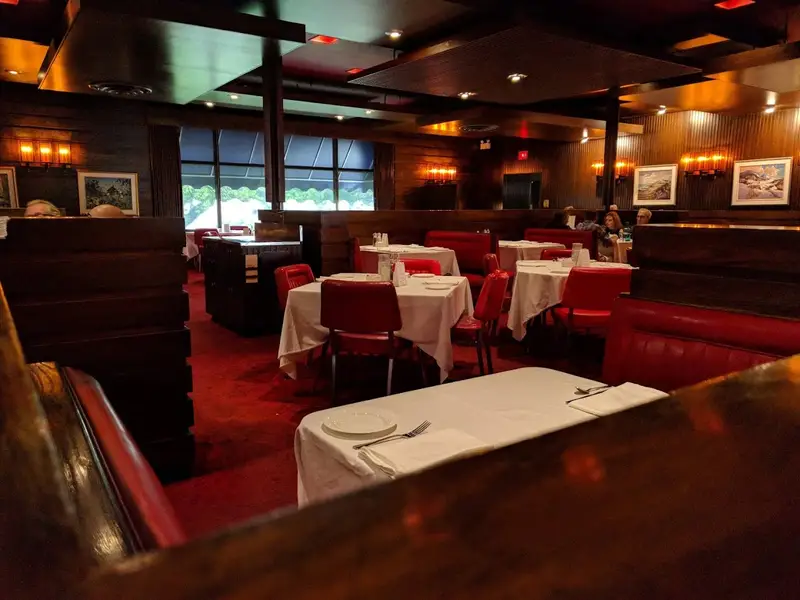 Rae & Jerry's Steak House