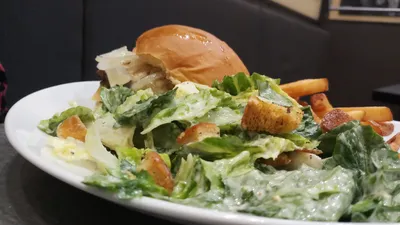 Best of 5 salads in Pulberry Winnipeg