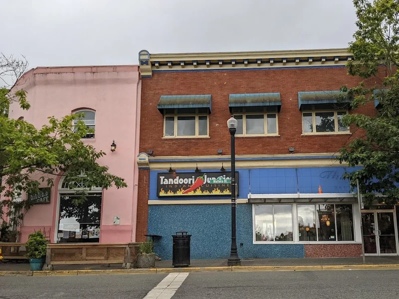 Tandoori Junction Indian Cuisine | Nanaimo, Canada