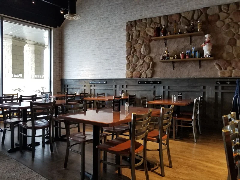 Tonino's Pizzeria & Panini