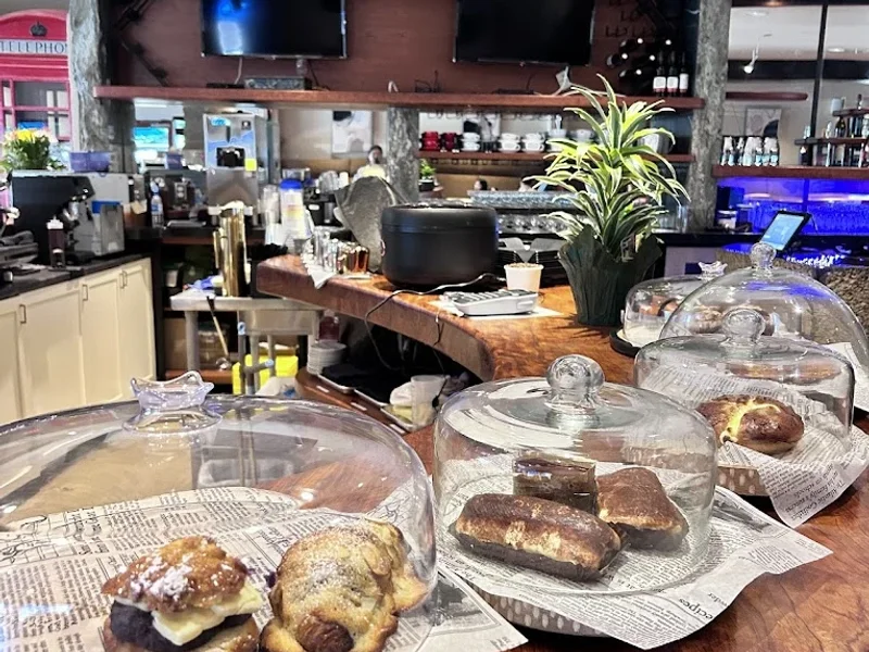 THE PIPERS RESTAURANT