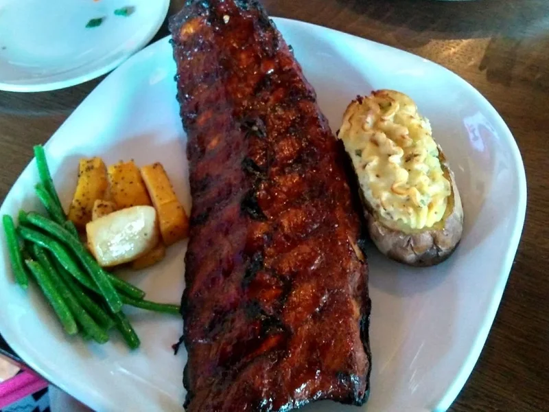 Moxies Victoria Restaurant