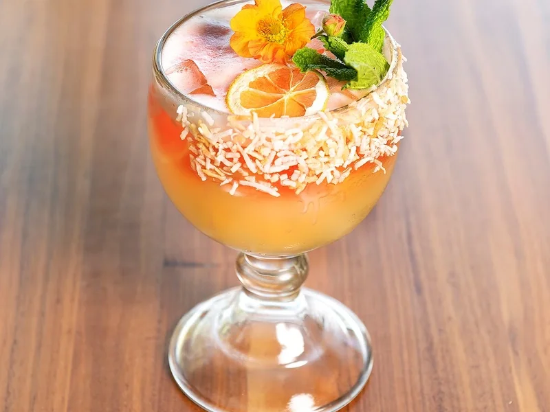Glo Restaurant + Lounge