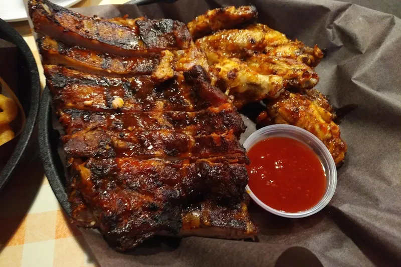 Big Bone BBQ & Wicked Wings - Kanata