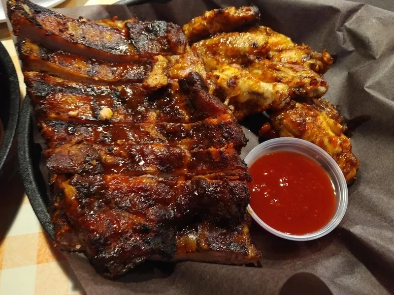 Big Bone BBQ & Wicked Wings - Kanata