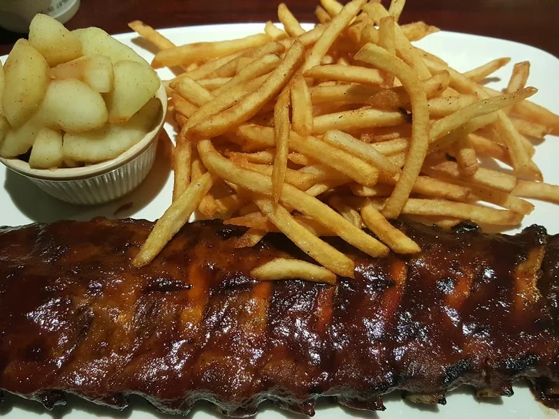 Bâton Rouge Grillhouse & Bar